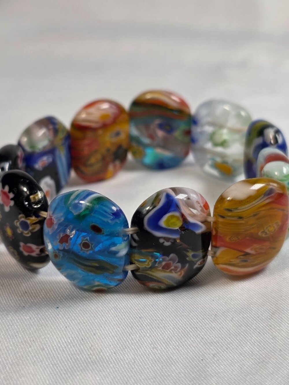 Vibrant Artisan Stretch Bracelet Multi-Color Millefiori & Mosaic Art-Glass Beads - Picture 7 of 10